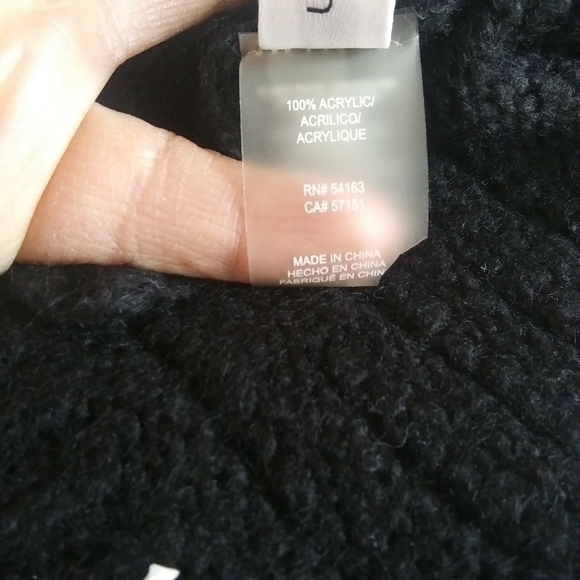 Calvin Klein Black/grey knit scarf - Picture 6 of 11
